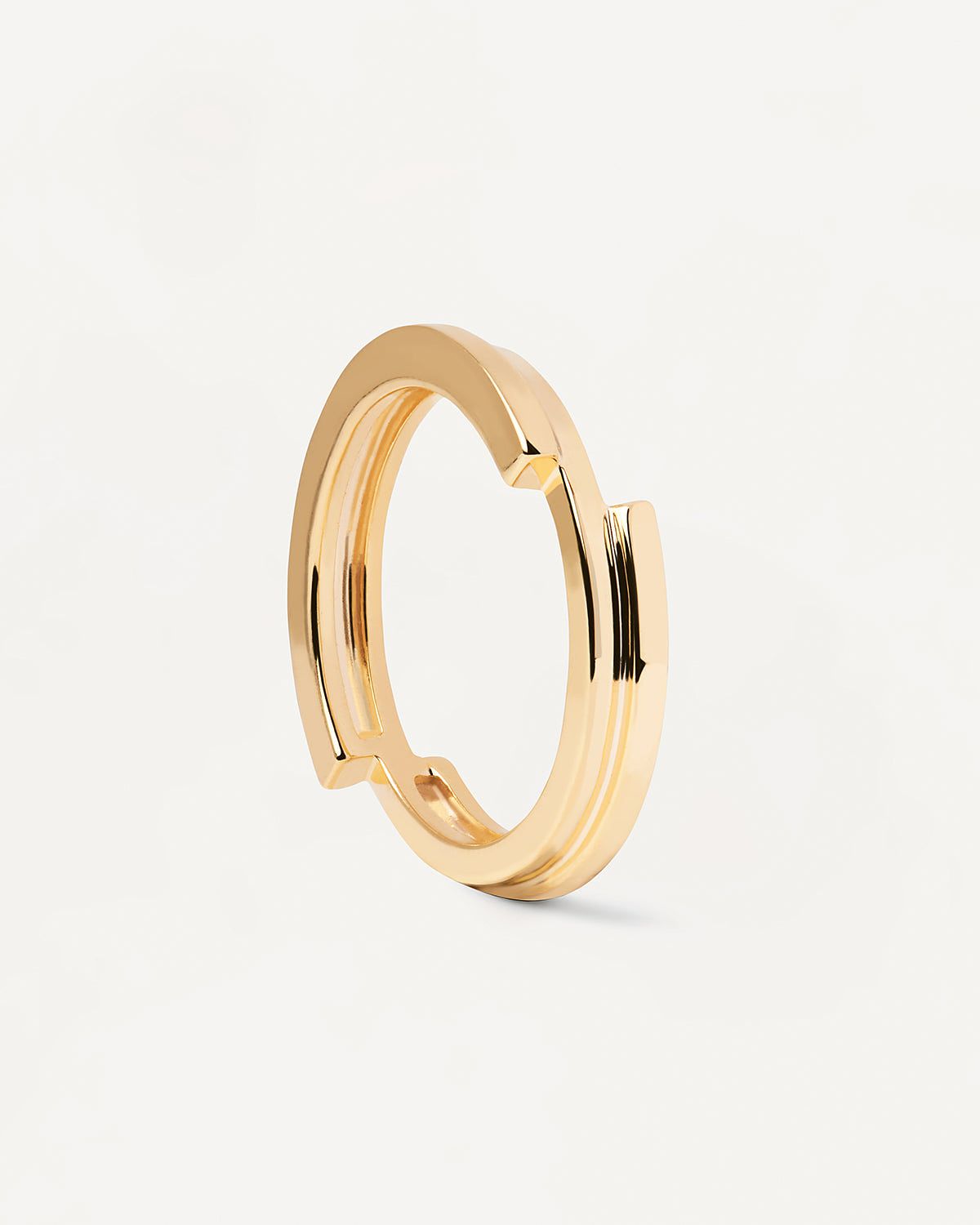 2024 Selection | Genesis Ring. Gold-plated silver plain ring with asymetric design. Get the latest arrival from PDPAOLA. Place your order safely and get this Best Seller. Free Shipping.