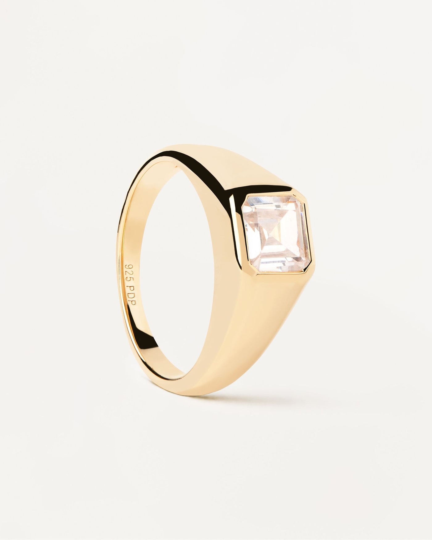 2024 Selection | Square Shimmer Stamp Ring. Gold-plated silver signet ring with square white zirconia. Get the latest arrival from PDPAOLA. Place your order safely and get this Best Seller. Free Shipping.