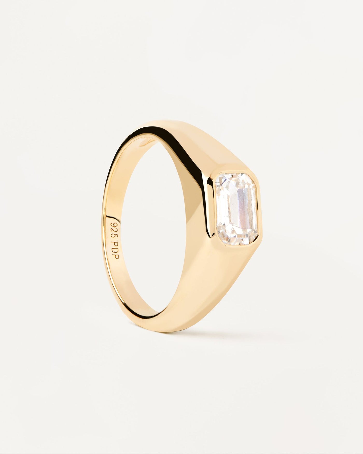 2024 Selection | Octagon Shimmer Stamp Ring. Gold-plated silver signet ring with rectangular white zirconia. Get the latest arrival from PDPAOLA. Place your order safely and get this Best Seller. Free Shipping.