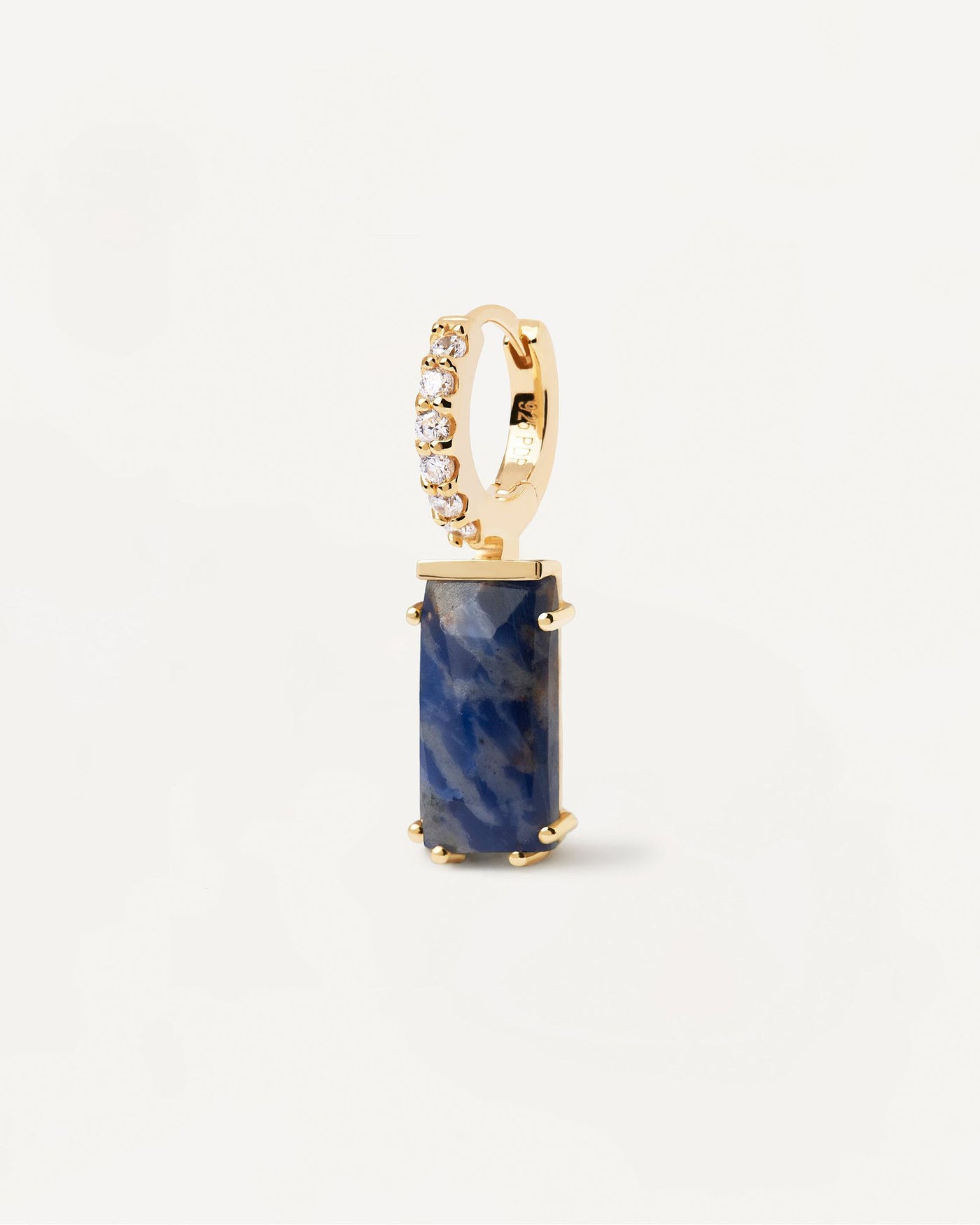 2024 Selection | Kaori Sodalite Single Earring. Gold-plated hoop ear piercing with white zirconia and dark blue rectangular gemstone pendant. Get the latest arrival from PDPAOLA. Place your order safely and get this Best Seller. Free Shipping.