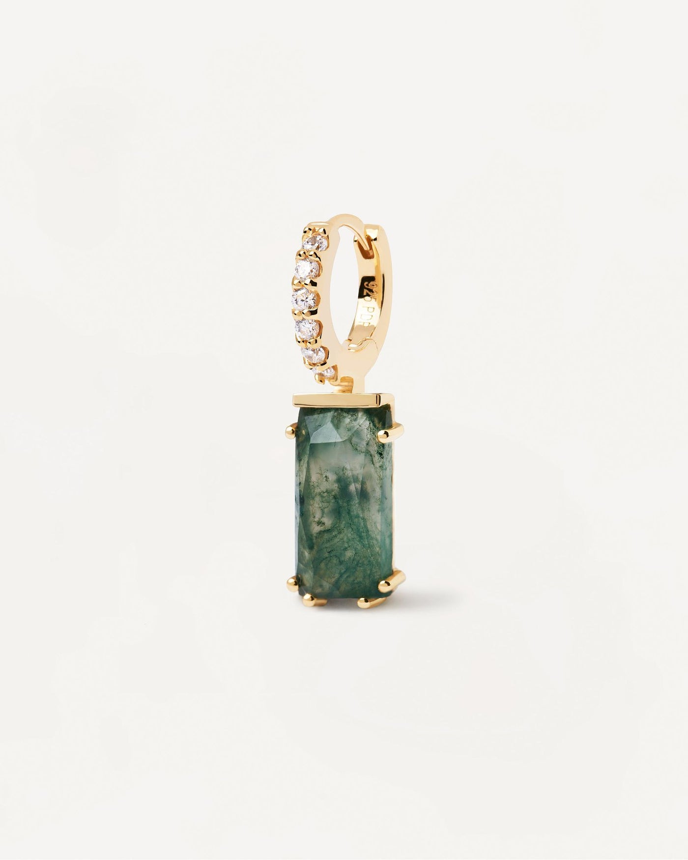 2024 Selection | Kaori Moss Agate Single Earring. Gold-plated hoop ear piercing with white zirconia and dark green rectangular gemstone pendant. Get the latest arrival from PDPAOLA. Place your order safely and get this Best Seller. Free Shipping.