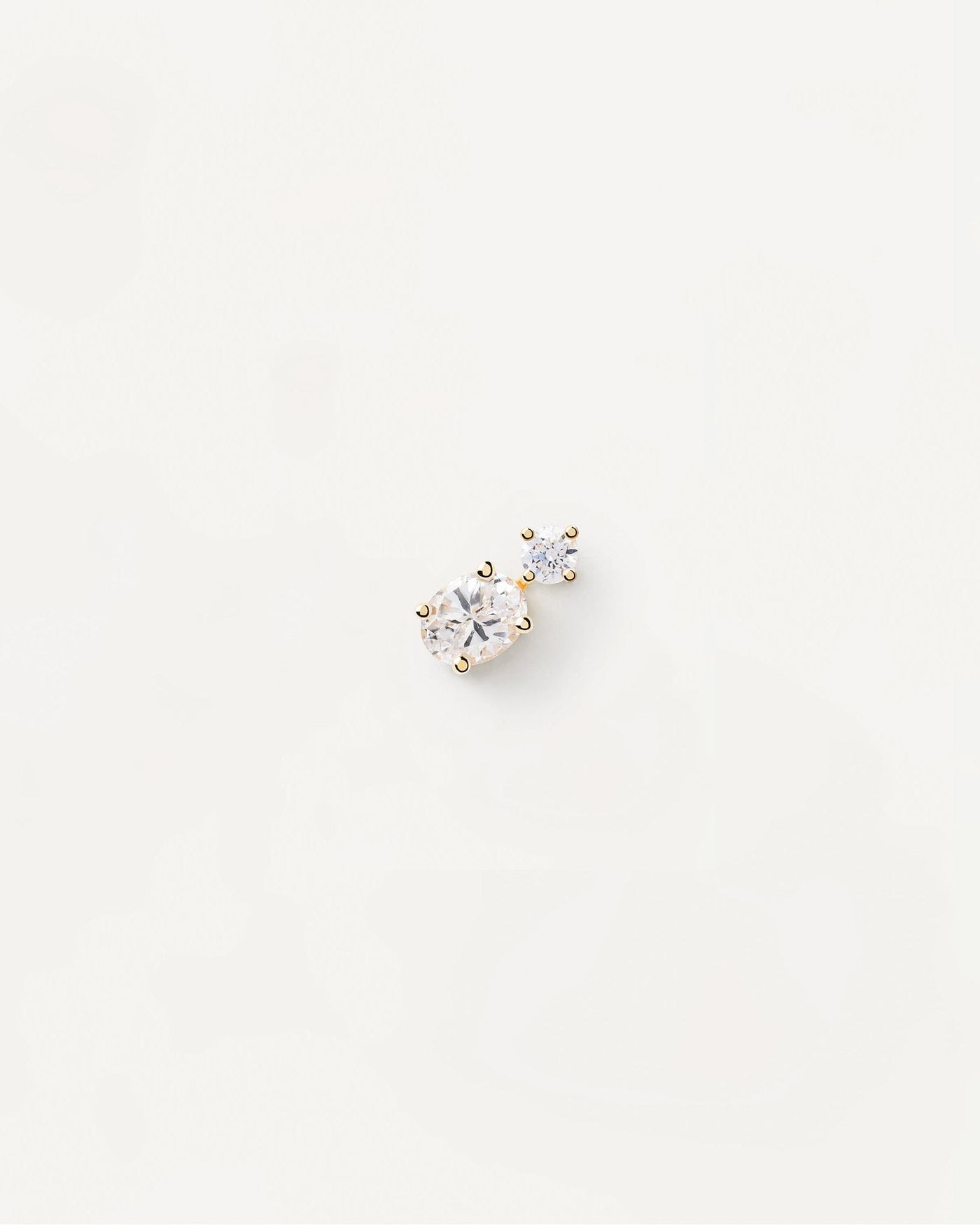 2024 Selection | Nikita Single Earring. 2 white zirconia ear piercing in gold-plated silver. Get the latest arrival from PDPAOLA. Place your order safely and get this Best Seller. Free Shipping.