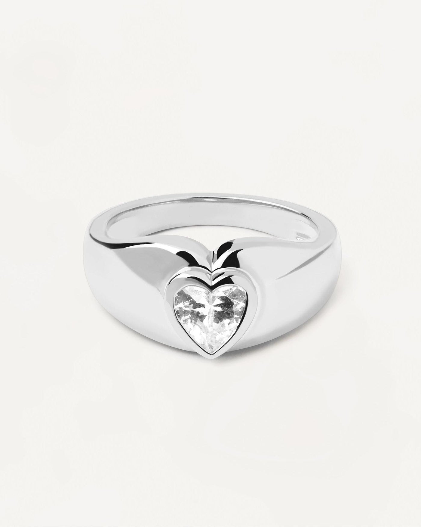 2024 Selection | Bright Heart Silver Ring. Bold ring in sterling silver with heart-shaped zirconia. Get the latest arrival from PDPAOLA. Place your order safely and get this Best Seller. Free Shipping.