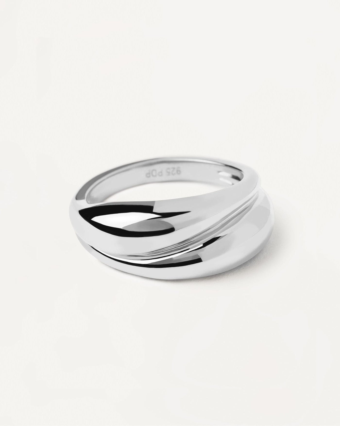 2024 Selection | Desire Silver Ring. Bold curvy ring in sterling silver. Get the latest arrival from PDPAOLA. Place your order safely and get this Best Seller. Free Shipping.