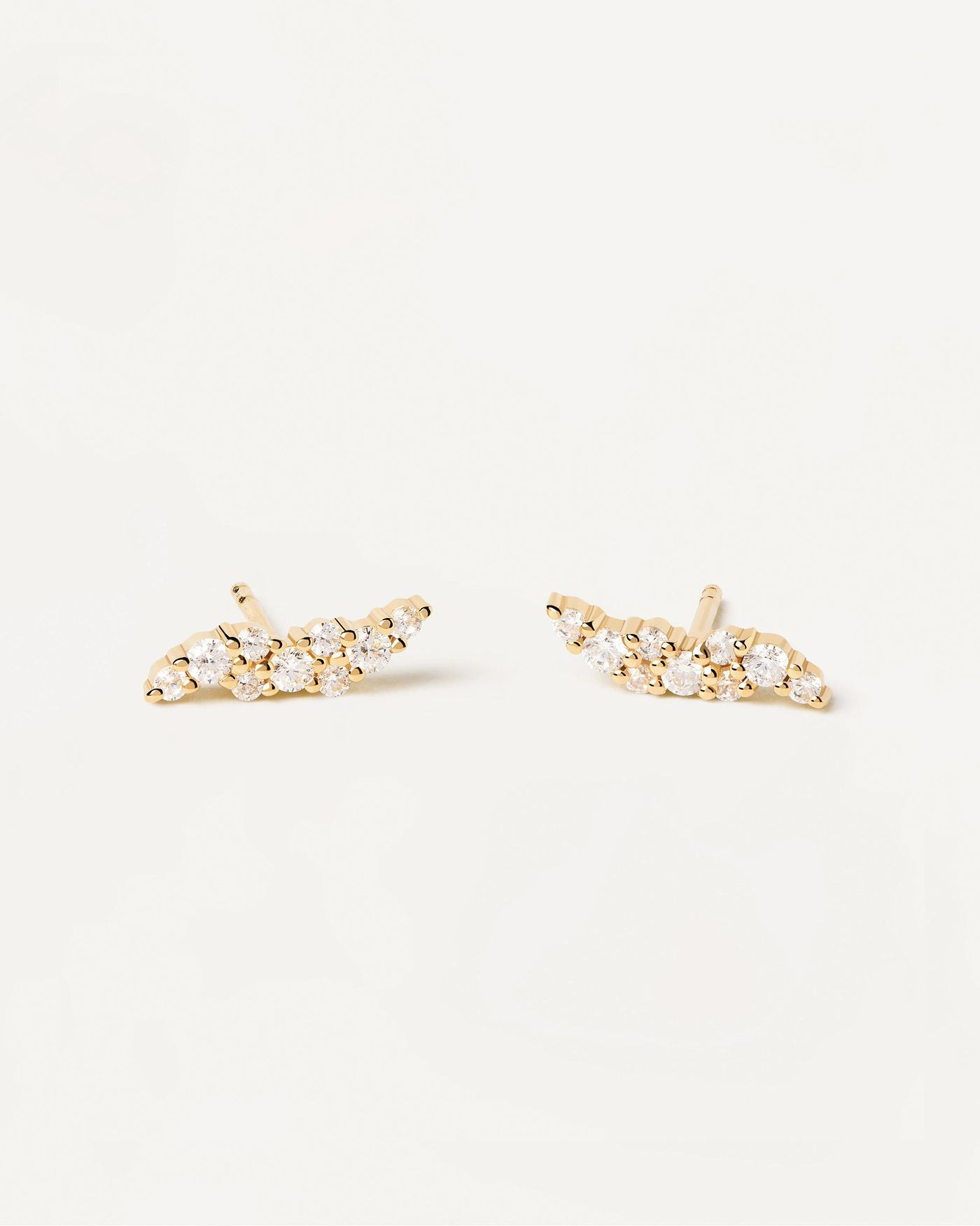 2024 Selection | Natura Earrings. Basic gold-plated silver earrings with small white crystals. Get the latest arrival from PDPAOLA. Place your order safely and get this Best Seller. Free Shipping.