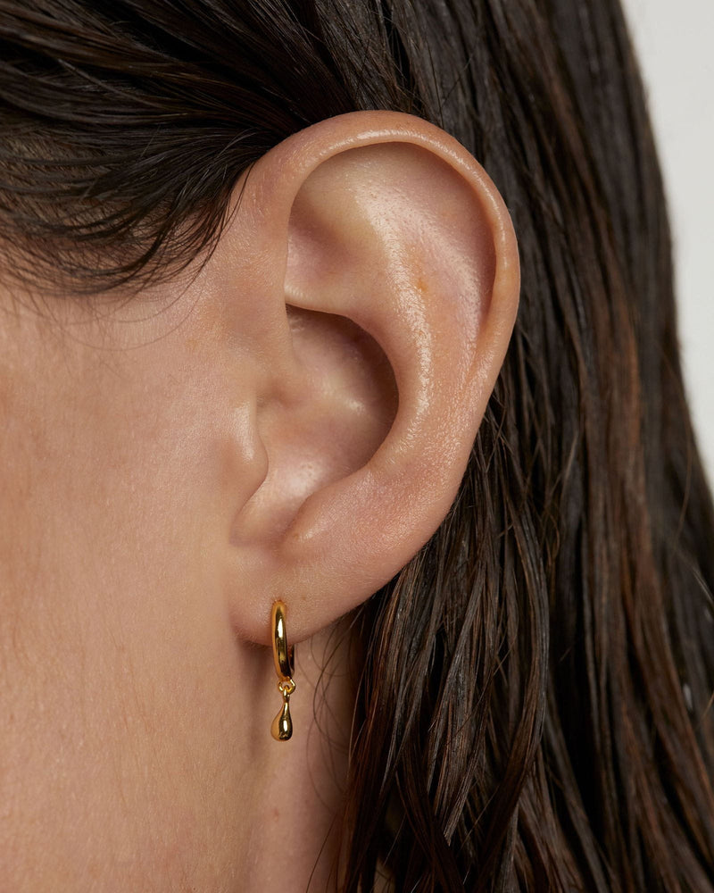 Teardrop Single Hoop Earring - 
  
    Sterling Silver / 18K Gold plating
  
