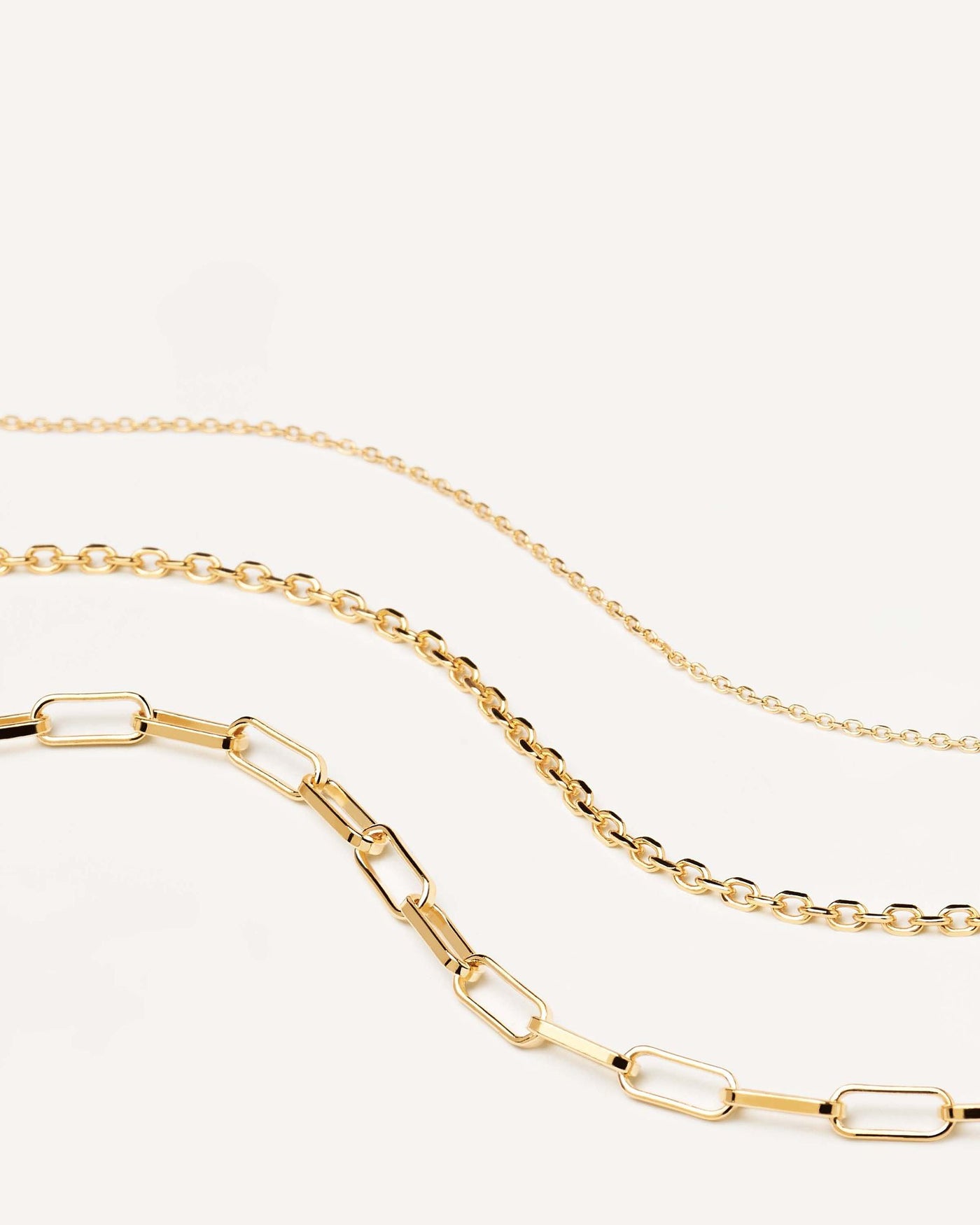 2024 Selection | Essential Necklaces Set. Set of stackable 18k gold plated silver chain necklaces in three link sizes and shapes. Get the latest arrival from PDPAOLA. Place your order safely and get this Best Seller. Free Shipping.