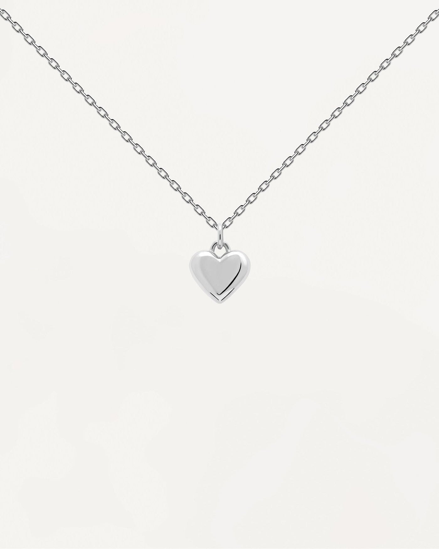 2024 Selection | L'Absolu Silver Necklace. 925 silver necklace with engravable heart pendant to customize. Get the latest arrival from PDPAOLA. Place your order safely and get this Best Seller. Free Shipping.